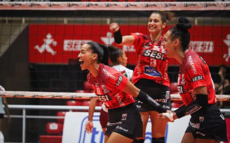 Sesi Bauru vence o Fluminense no retorno de Dani Lins as quadras