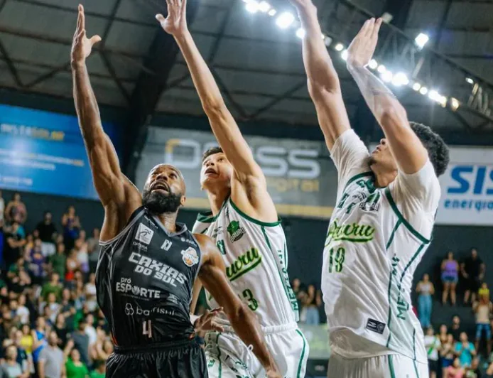 NBB- RODADA COM DERROTA DO CORINTHIANS E O EXTRA TERRESTRE EM BAURU