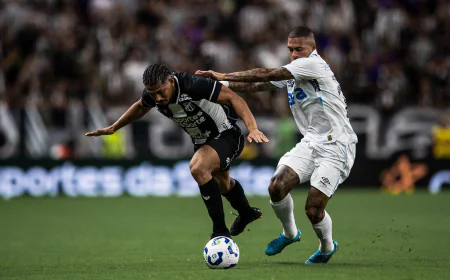 CEARÁ VENCE O GRÊMIO COM GOLS DE PEDRO RAUL E MATHEUS ARAÚJO