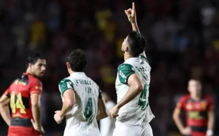 PALMEIRAS VENCE SPORT COM PÊNALTI POLÊMICO NA ILHA DO RETIRO