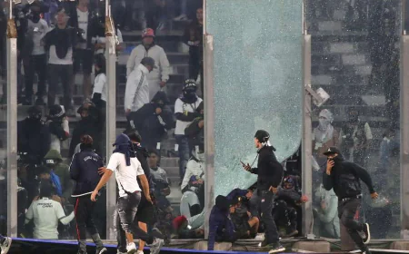 LIBERTADORES: COLO-COLO X FORTALEZA É INTERROMPIDO APÓS INVASÃO DE TORCEDORES