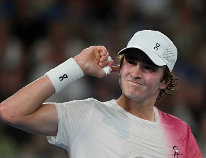 JOÃO FONSECA É CONFIRMADO EM ROLAND GARROS E SERÁ UM DOS REPRESENTANTES DO BRASIL NO SEGUNDO GRAND SLAM DO ANO