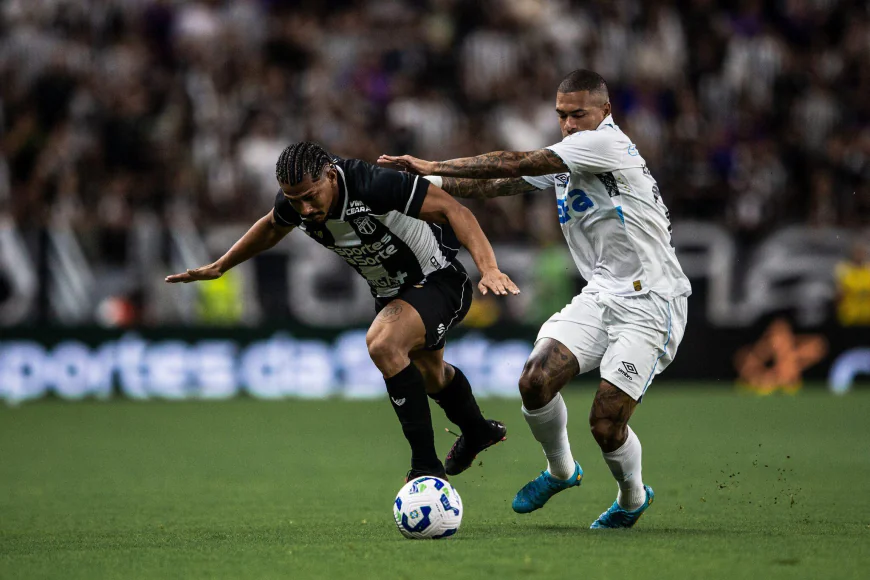 CEARÁ VENCE O GRÊMIO COM GOLS DE PEDRO RAUL E MATHEUS ARAÚJO
