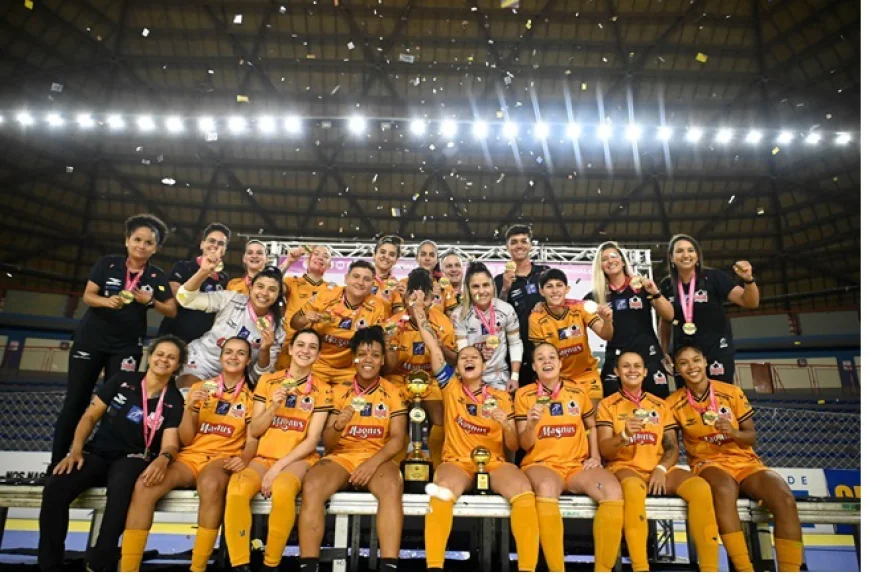 Taboão Magnus conquista o bicampeonato da Supercopa e a vaga na Libertadores de Futsal Feminino.