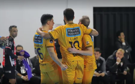 Magnus em busca de mais uma Libertadores de Futsal terá o Peñarol como rival na decisão.