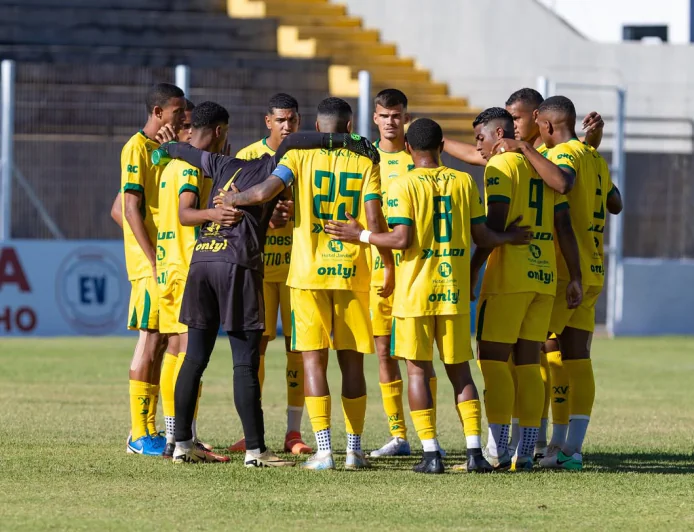 XV de Jaú vence em casa no Estádio Zezinho Magalhães pelo Campeonato Paulista Sub-20 o Flamengo-SP