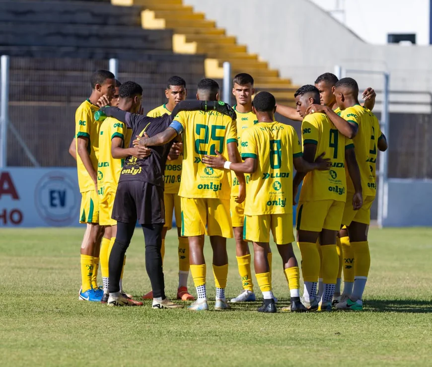 XV de Jaú vence em casa no Estádio Zezinho Magalhães pelo Campeonato Paulista Sub-20 o Flamengo-SP