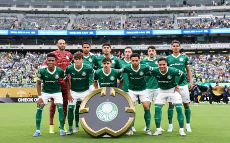 PALMEIRAS EMPATA E PARA NO GOLEIRO DO PORTO NA ESTREIA DO MUNDIAL