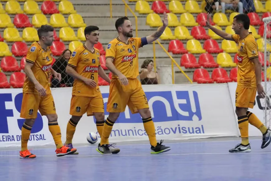 Magnus se garante na semifinal da Copa do Brasil de Futsal