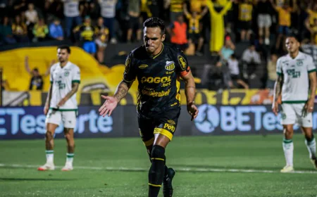 GRÊMIO NOVORIZONTINO DERRUBA O LÍDER GOIÁS