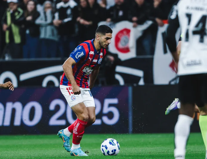 BAHIA VENCE CORINTHIANS EM ITAQUERA E FICA NO G4