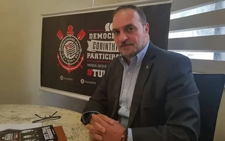 ROMEU TUMA JÚNIOR ESCANCARA CRISE INSTITUCIONAL NO CORINTHIANS